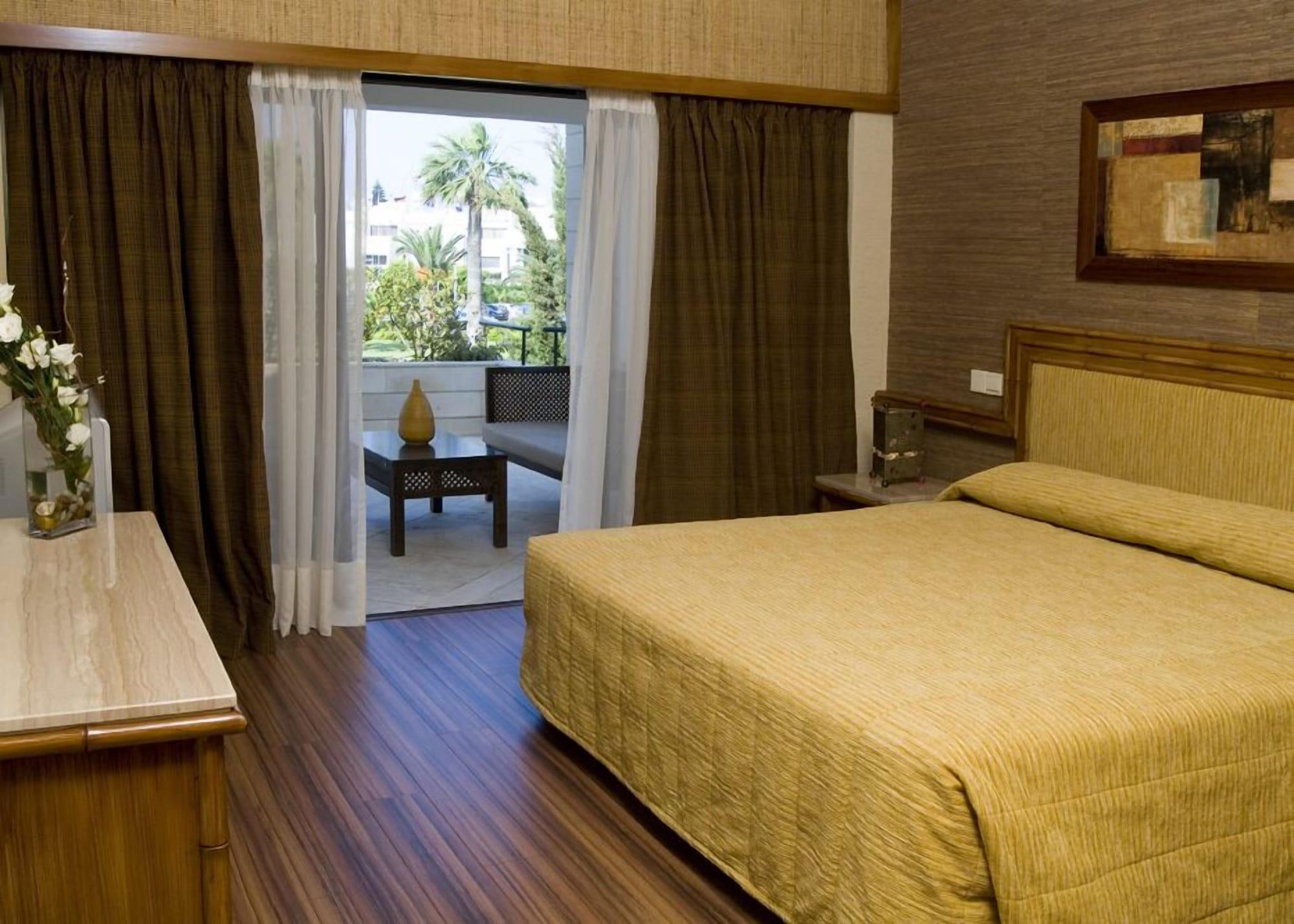 Palm Beach Hotel & Bungalows ラルナカ エクステリア 写真