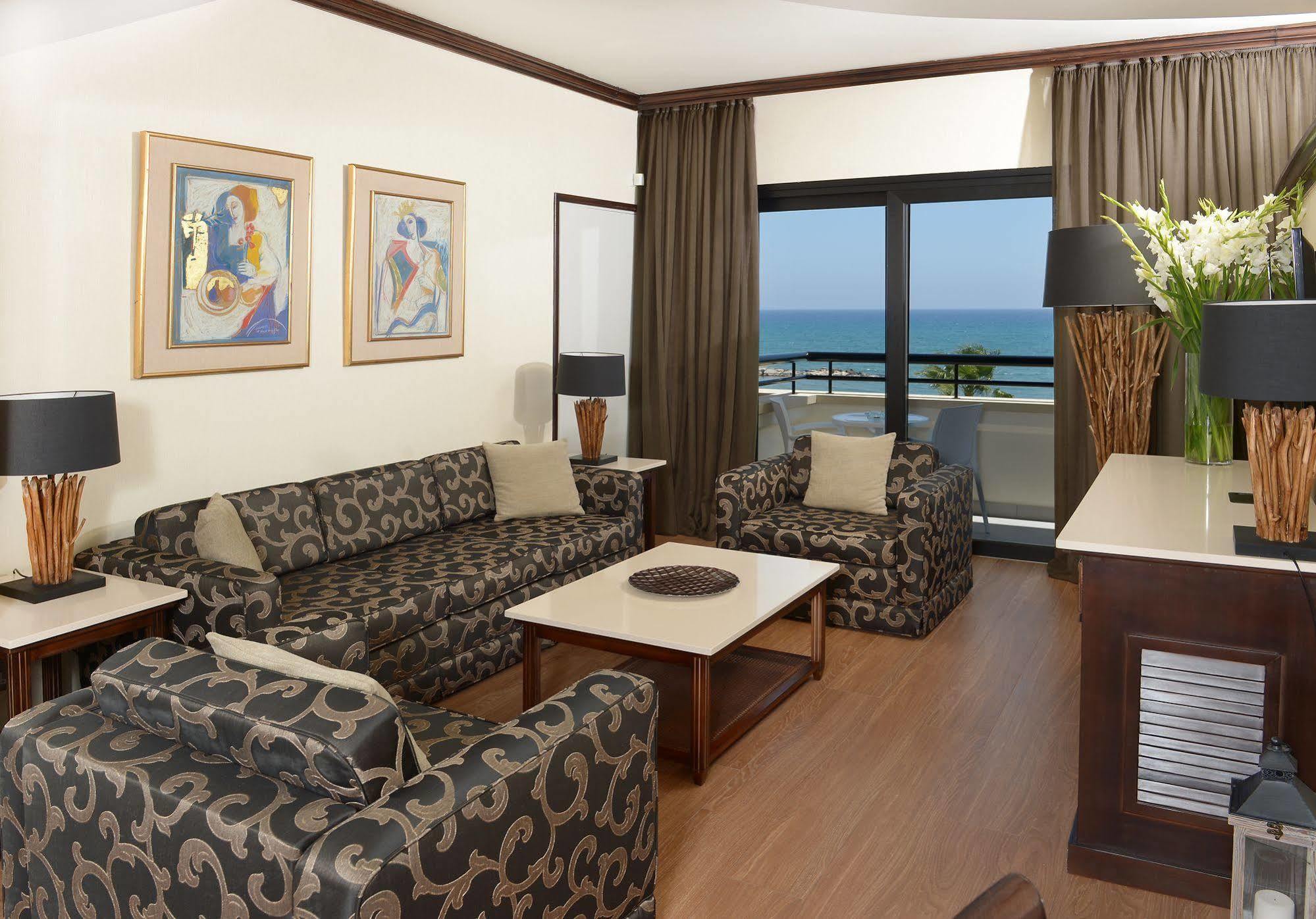 Palm Beach Hotel & Bungalows ラルナカ エクステリア 写真