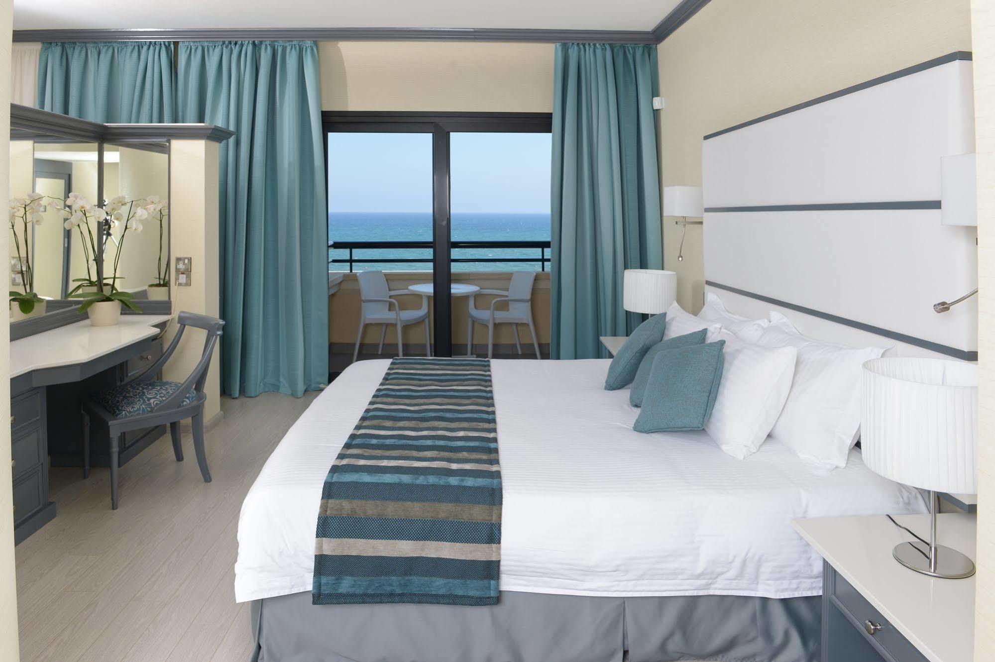 Palm Beach Hotel & Bungalows ラルナカ エクステリア 写真